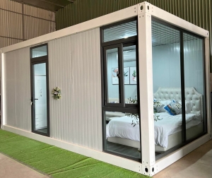 Ngành gỗ nhôm kính